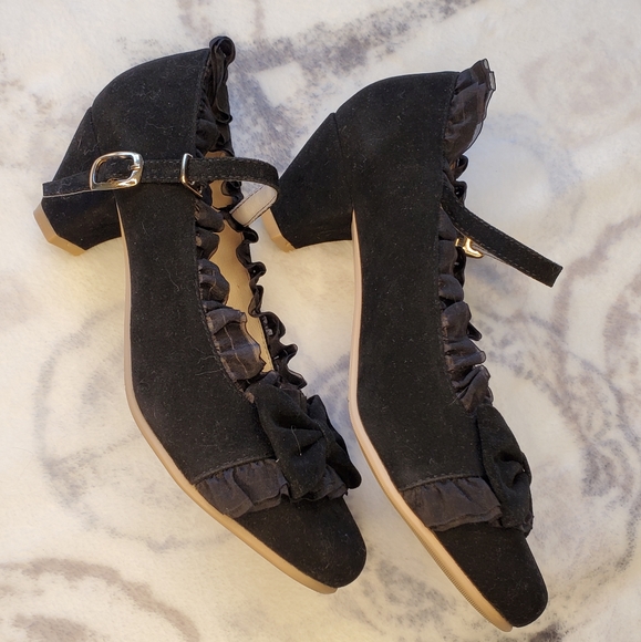 Unbranded Shoes - Black suede and lace shoes.  NWOT